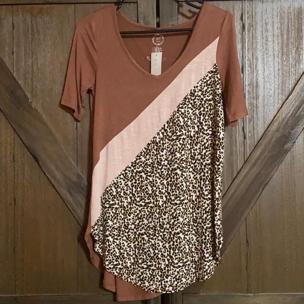 Maurices Diagonal Leopard Colorblock Tunic Tee